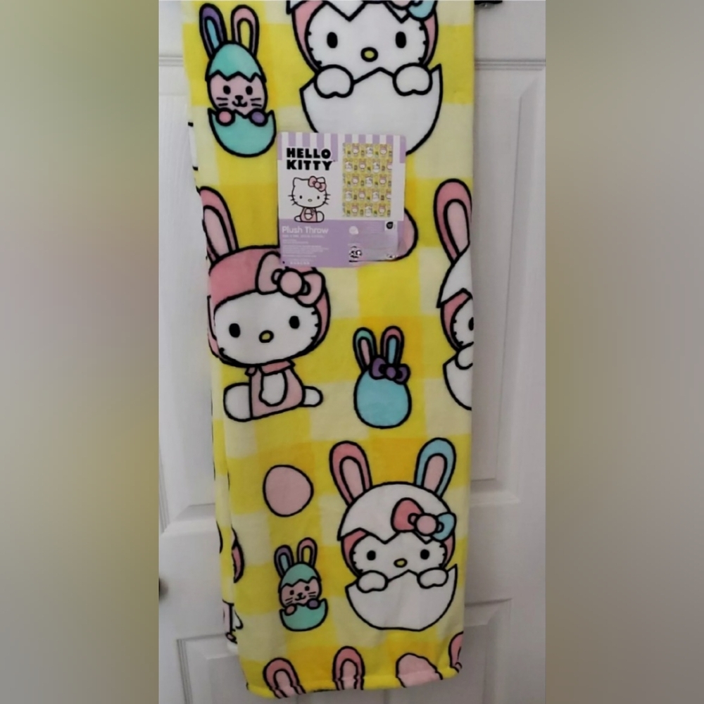 Hello Kitty  Easter Bunny with Easter Eggs throw blanket 50 x 70 Brand New